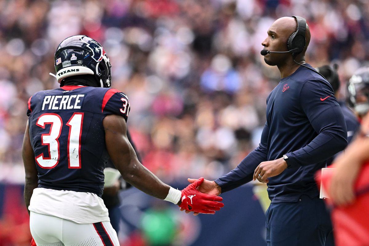 NFL: New Orleans Saints at Houston Texans