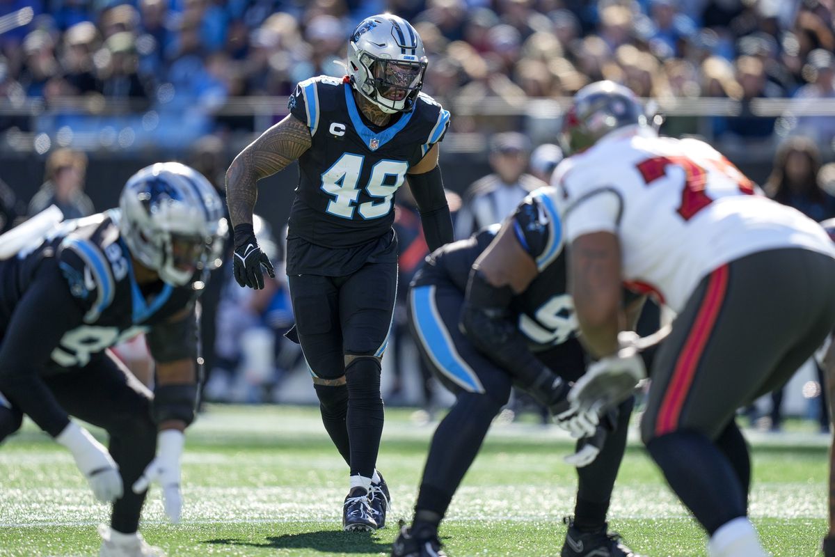 NFL: Tampa Bay Buccaneers at Carolina Panthers