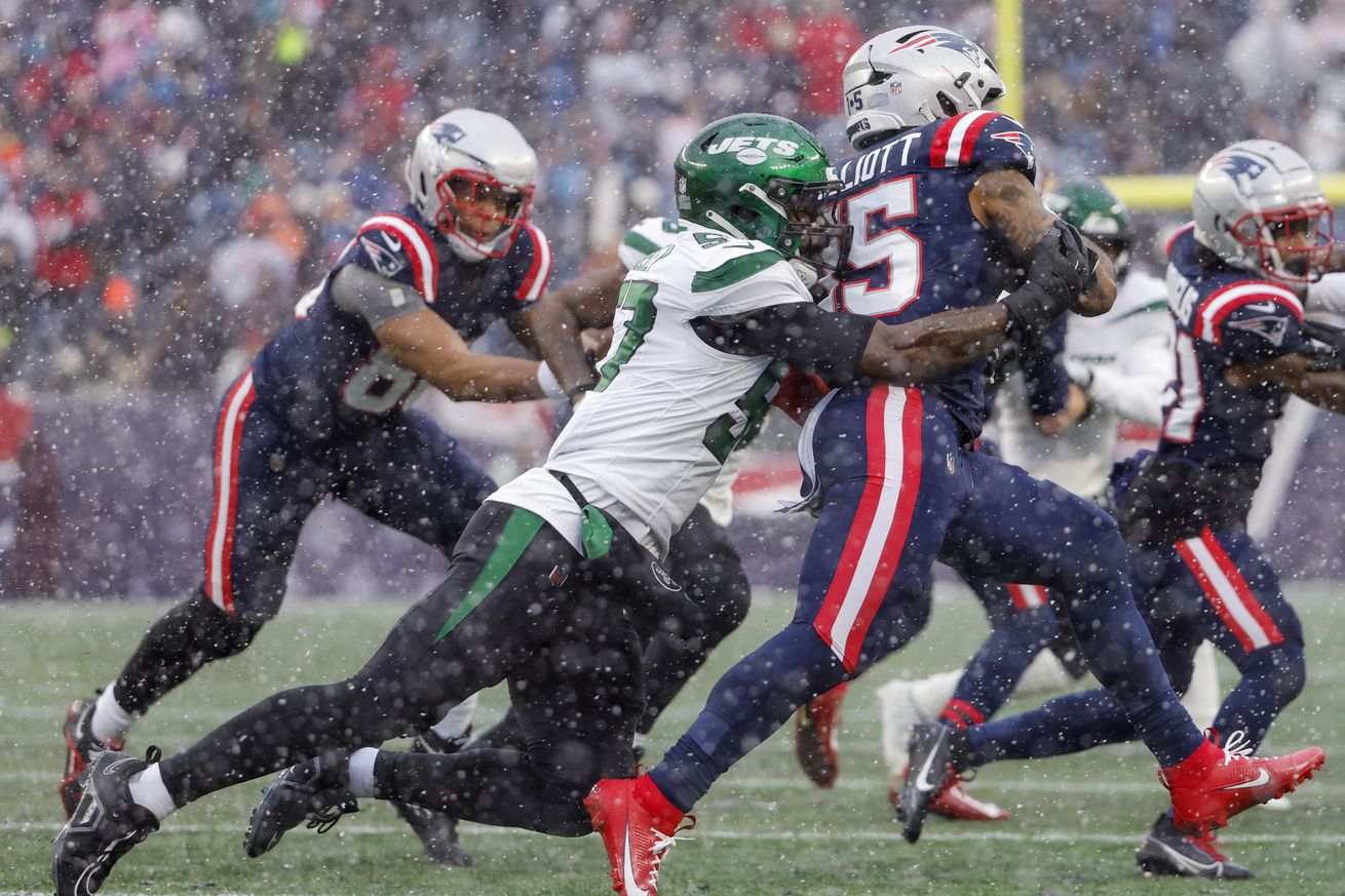 New York Jets (17) Vs. New England Patriots (3) At Gillette Stadium