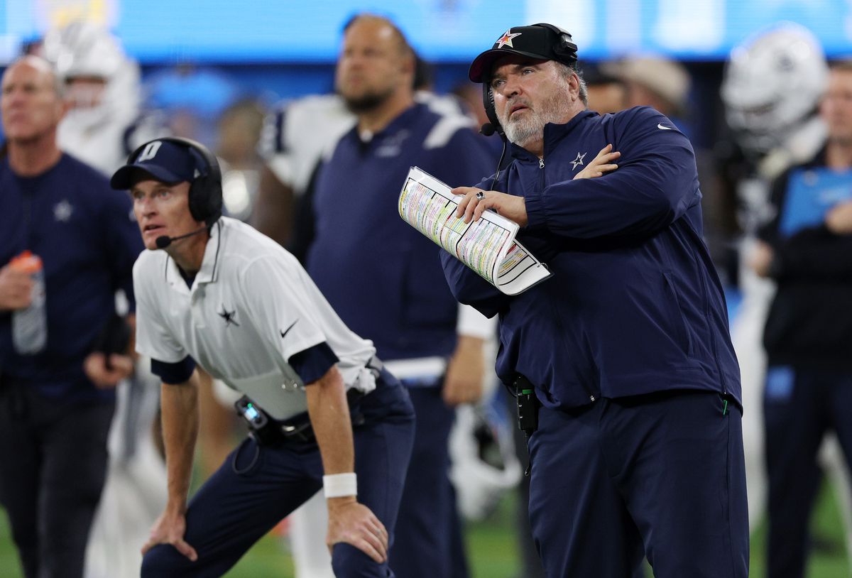 Dallas Cowboys v Los Angeles Chargers